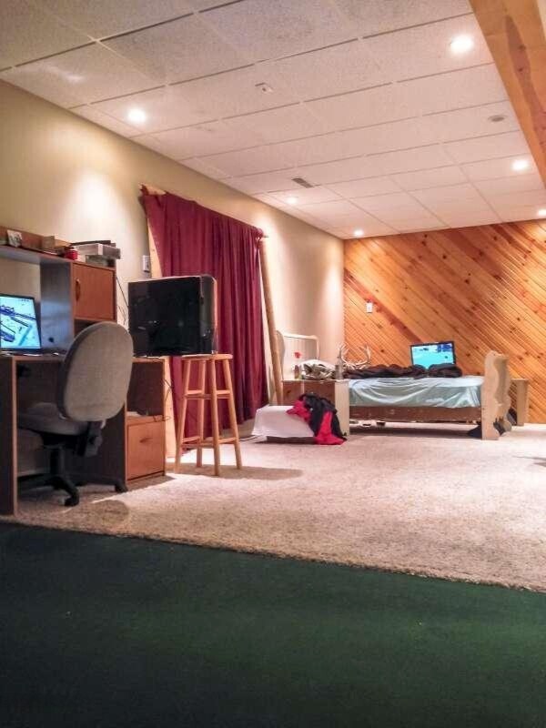 Building Photo - 14875 Timber Ln