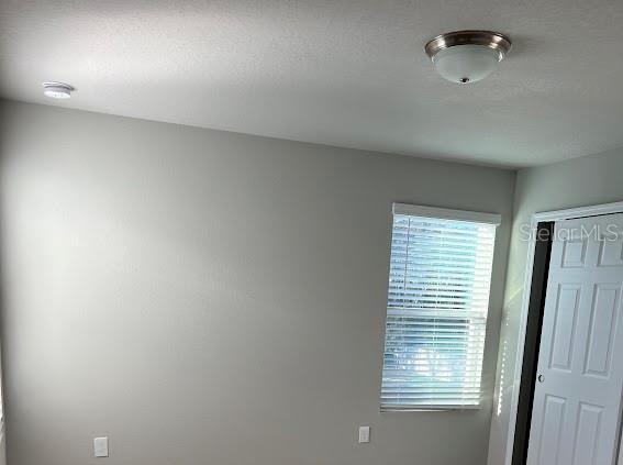 Building Photo - 996 Desert Candle Dr