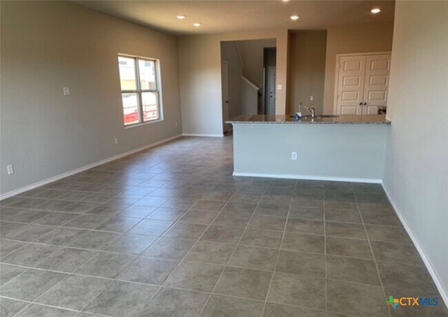 Building Photo - 2509 Marty Way