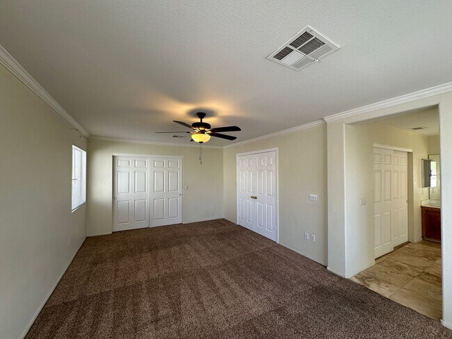 Building Photo - PECCOLE RANCH