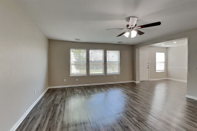 Building Photo - 20731 Desert Shadows Ln