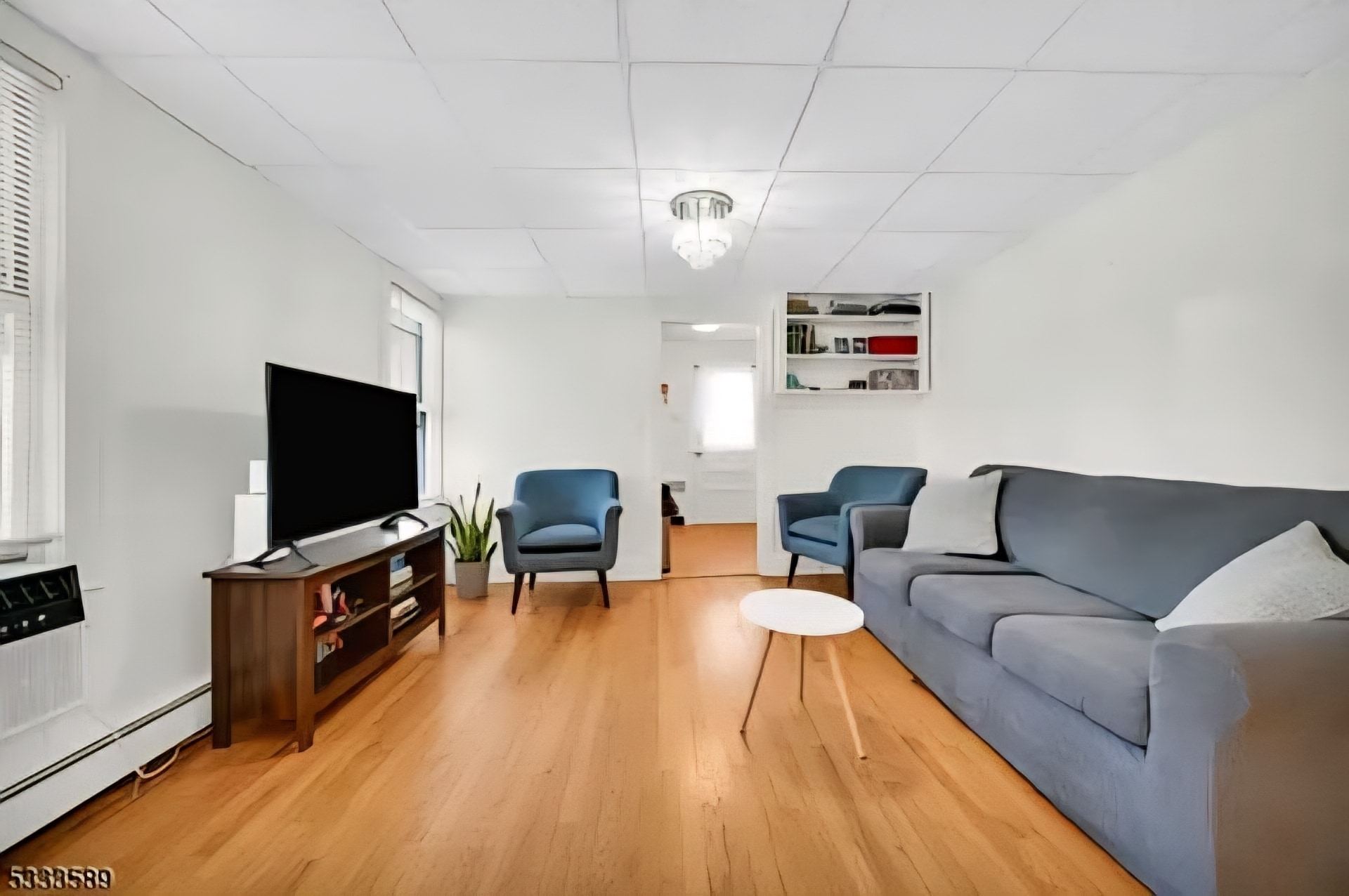 Living room - 53 W New St