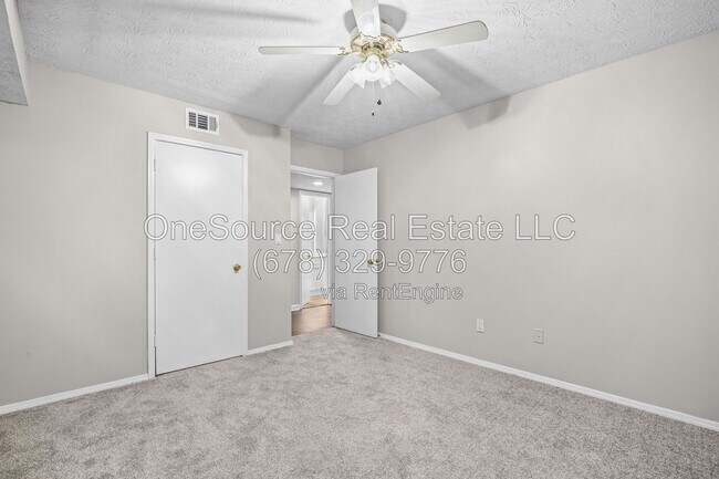Building Photo - 1806 Augusta Dr