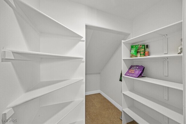 Building Photo - 31 Via Mantova