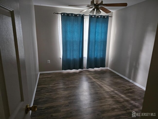 Building Photo - 1403 Cypress Ln