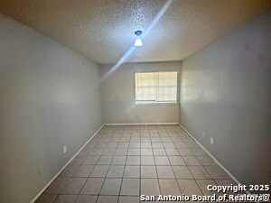 Building Photo - 7502 Oak Chase