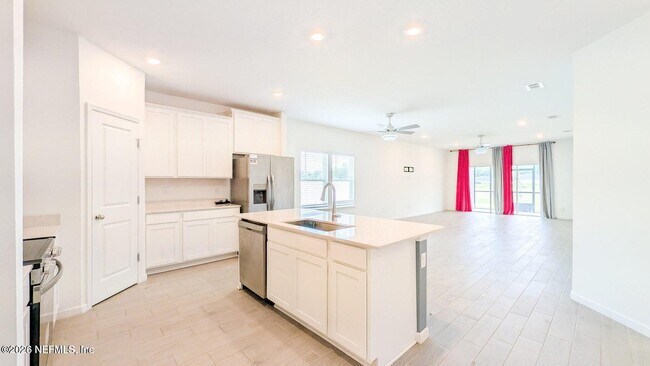 Building Photo - 15524 Creek Edge Ct