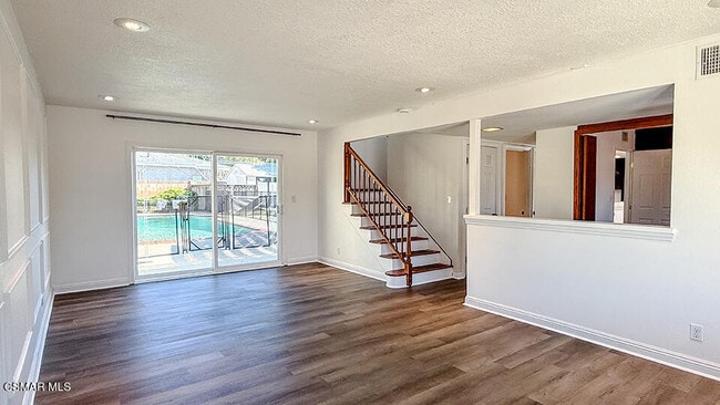 Building Photo - 2036 Brentwood St