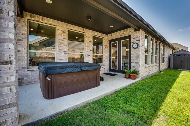 Building Photo - 1805 Shaila Dr