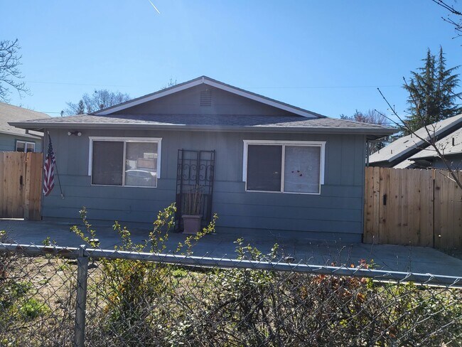 Building Photo - SH2229