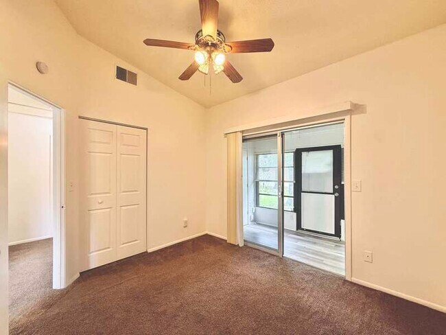 Building Photo - 599 Capistrano Ct