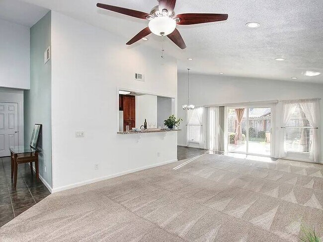 Building Photo - 6632 Branchwater Way