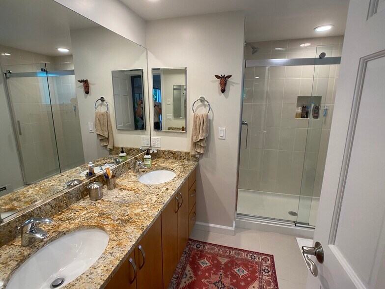 Building Photo - 27R Eliot St