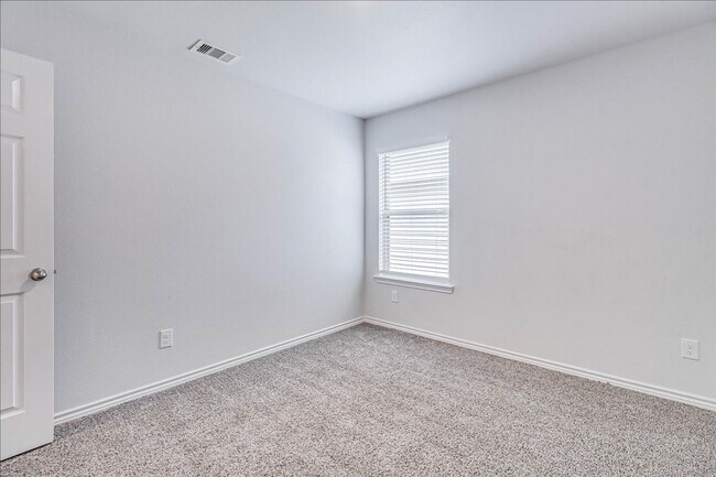 Building Photo - 3913 Jayden Dr