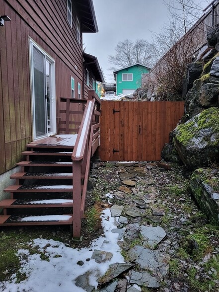 rear entrance - 3502 Hawkins Ave
