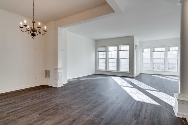 Building Photo - 6327 Dunn Ct