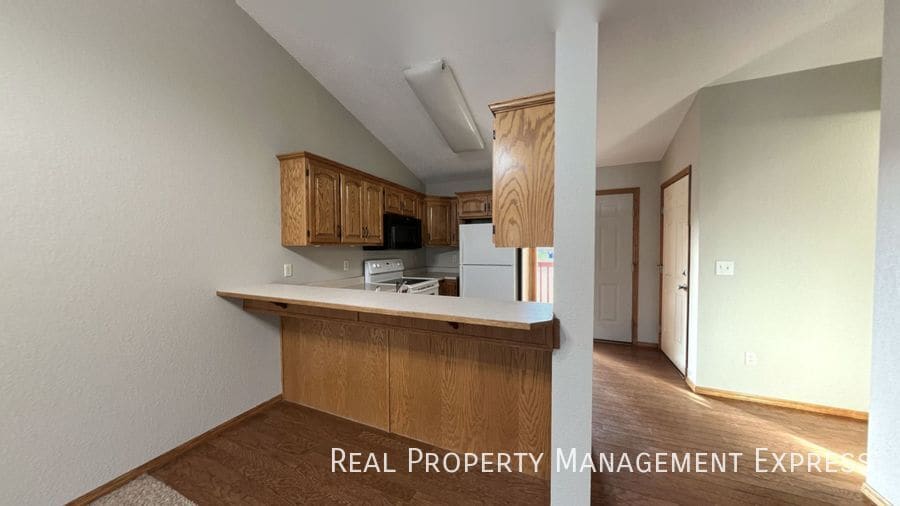 Building Photo - 1608 S Campbell Trail