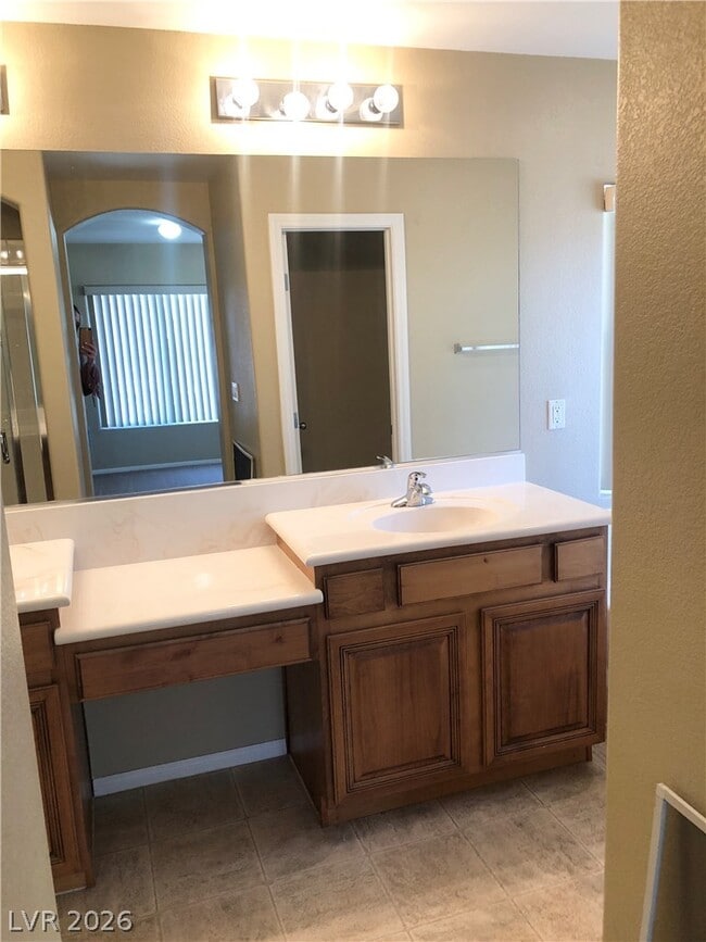 Building Photo - 8553 Osmerea Ct