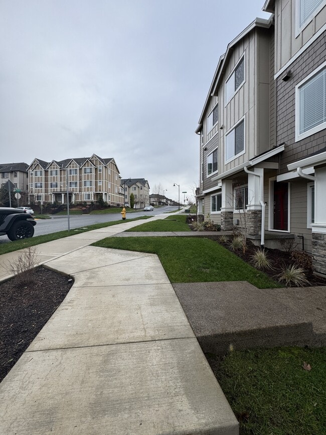 Building Photo - 15083 NW Ethel Ln