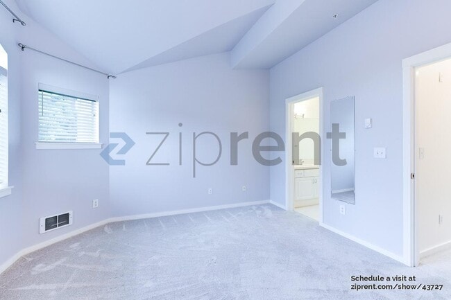 Building Photo - 11570 Stone Ave N