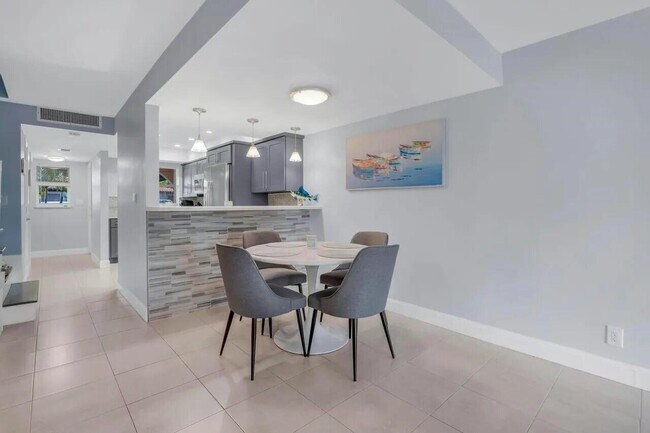 Building Photo - 1839 SE 4th St