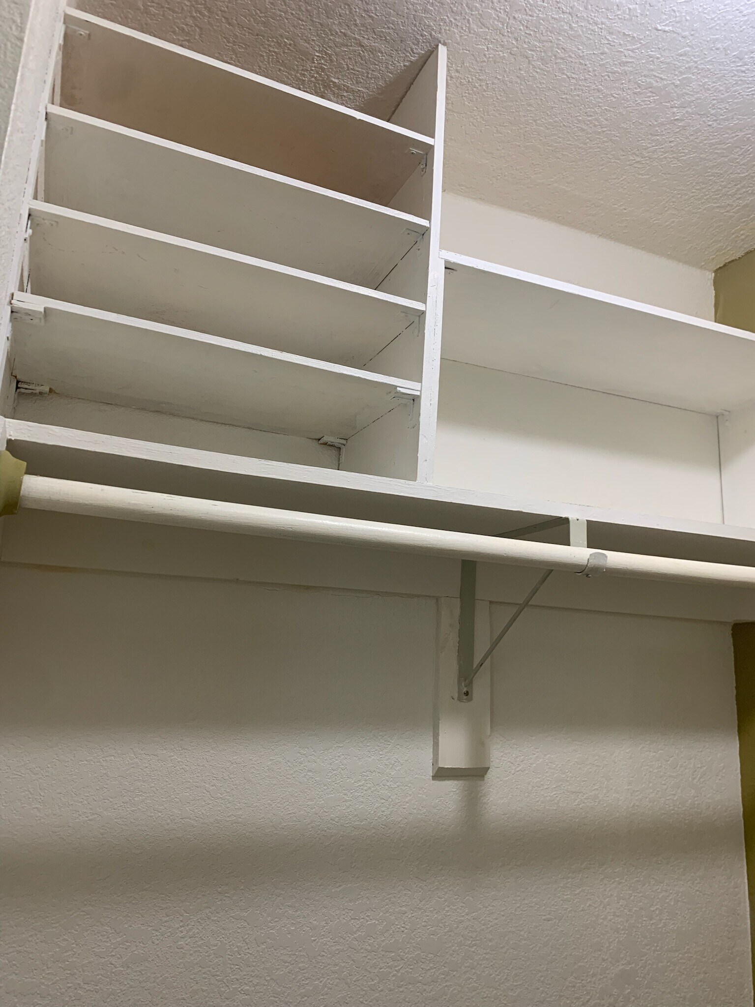 Master walk-in closet - 9310 Fontainebleau Blvd
