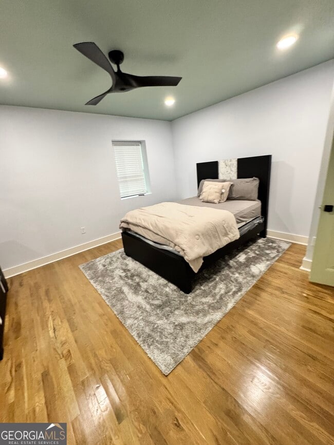 Building Photo - 2618 Meadow Lark Dr