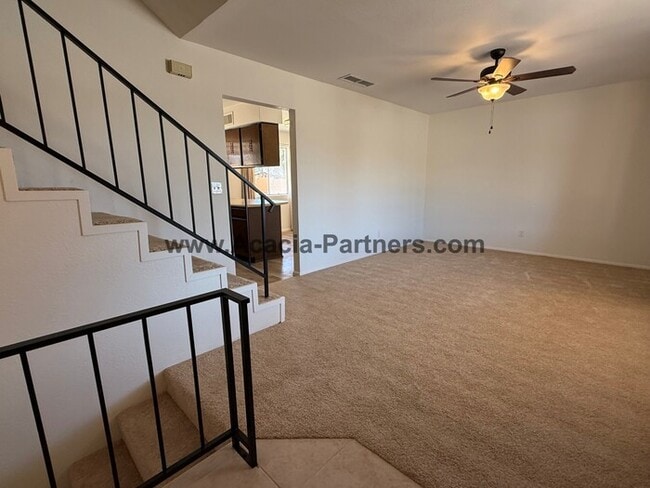 Building Photo - Three Bedroom Multi Level Home
