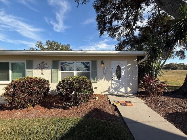 Primary Photo - 2202 Clubhouse Dr