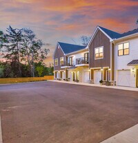 Building Photo - Mowbray Manor