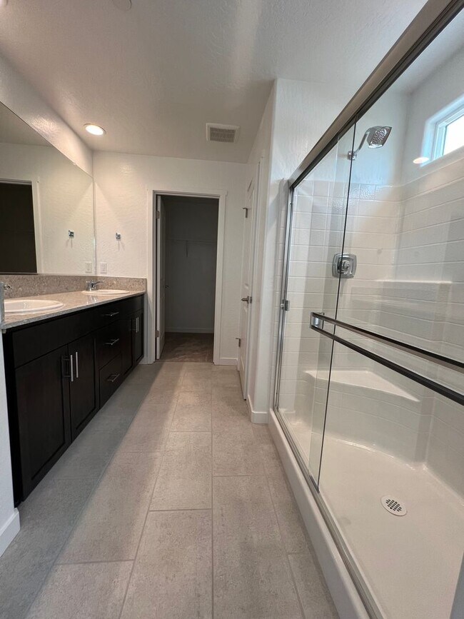Building Photo - Price reduced!!! Be the first to live in t...