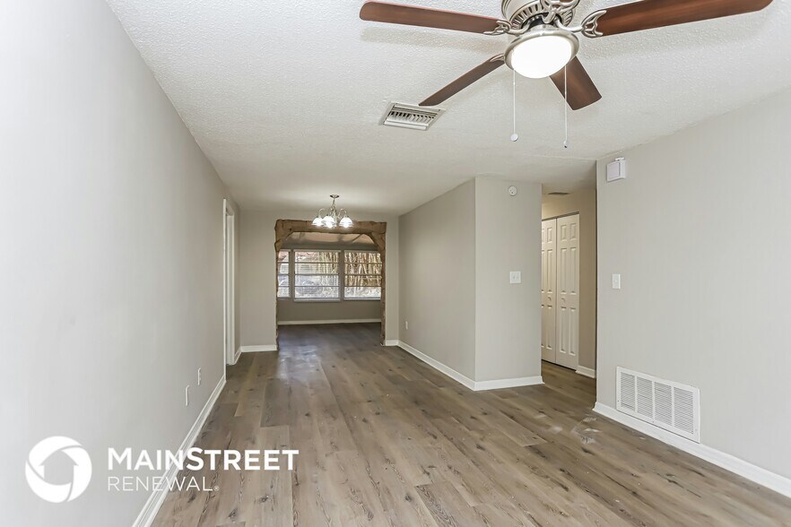 Building Photo - 1132 Hollywood Ave