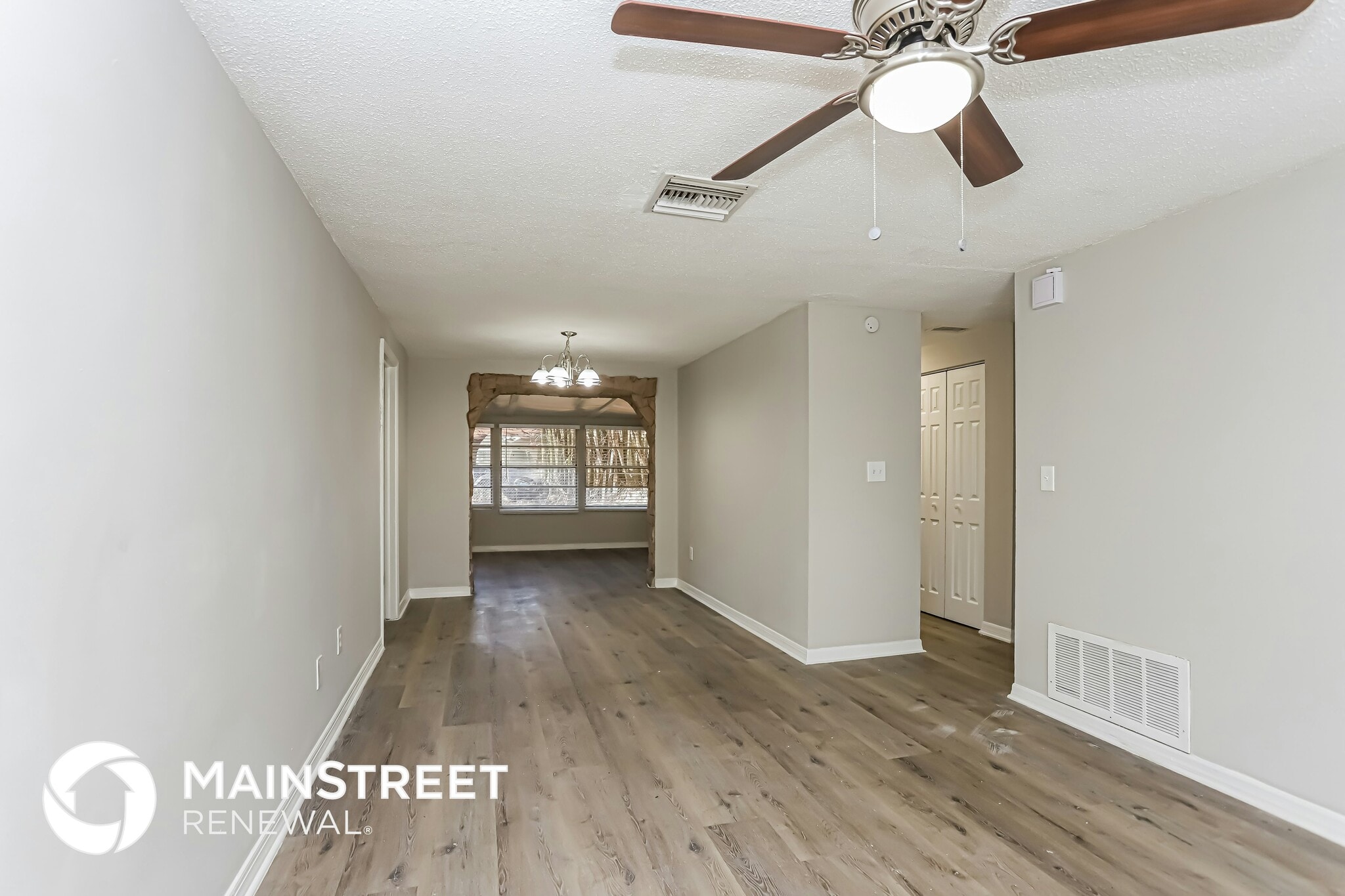 Building Photo - 1132 Hollywood Ave