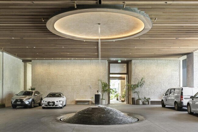 Building Photo - 1100 Ala Moana Blvd