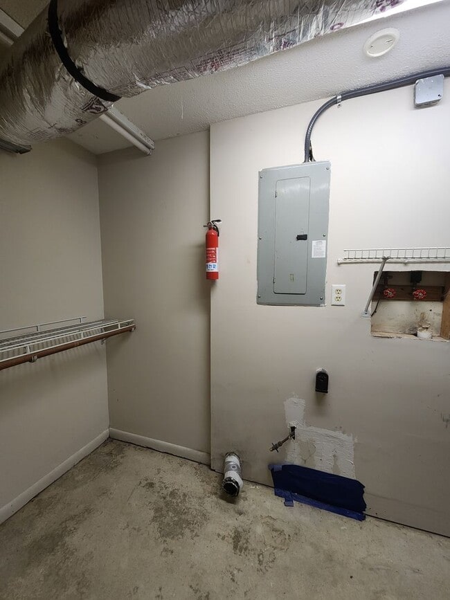 Building Photo - Mountain Escape!