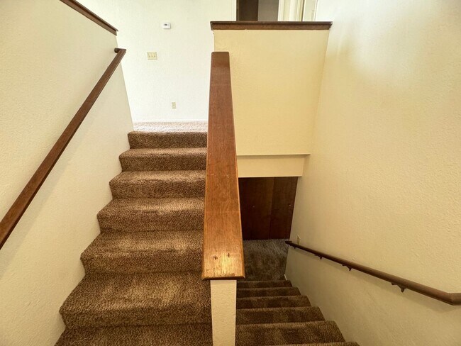 Building Photo - 1283-1285 S 16th St