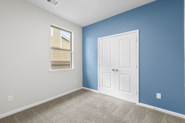 Building Photo - MOVE-IN SPECIAL: 50% Off Month 2 – 4BR Hom...