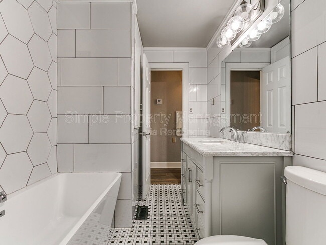 Building Photo - 3108 NW 43rd St