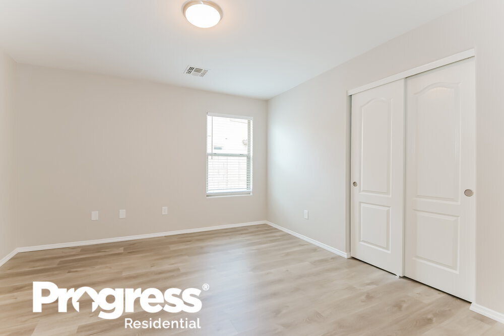 Building Photo - 13998 S Camino Gavanza