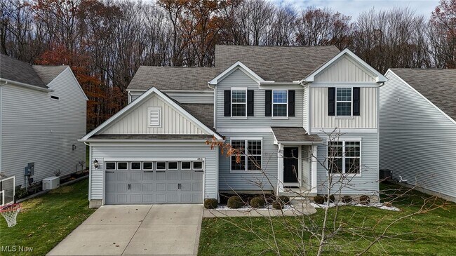 Primary Photo - 4816 Lake View Dr