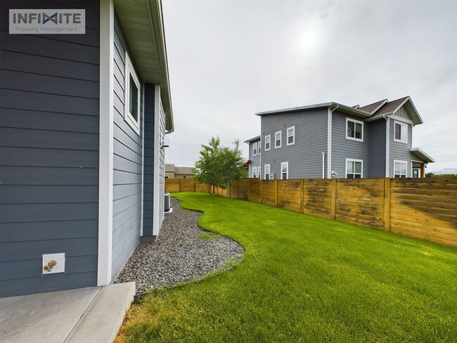 Building Photo - A Charming Home in Bozeman