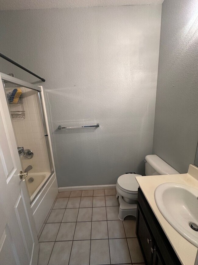 Building Photo - Remodeled 2 Story Home in North Stockton