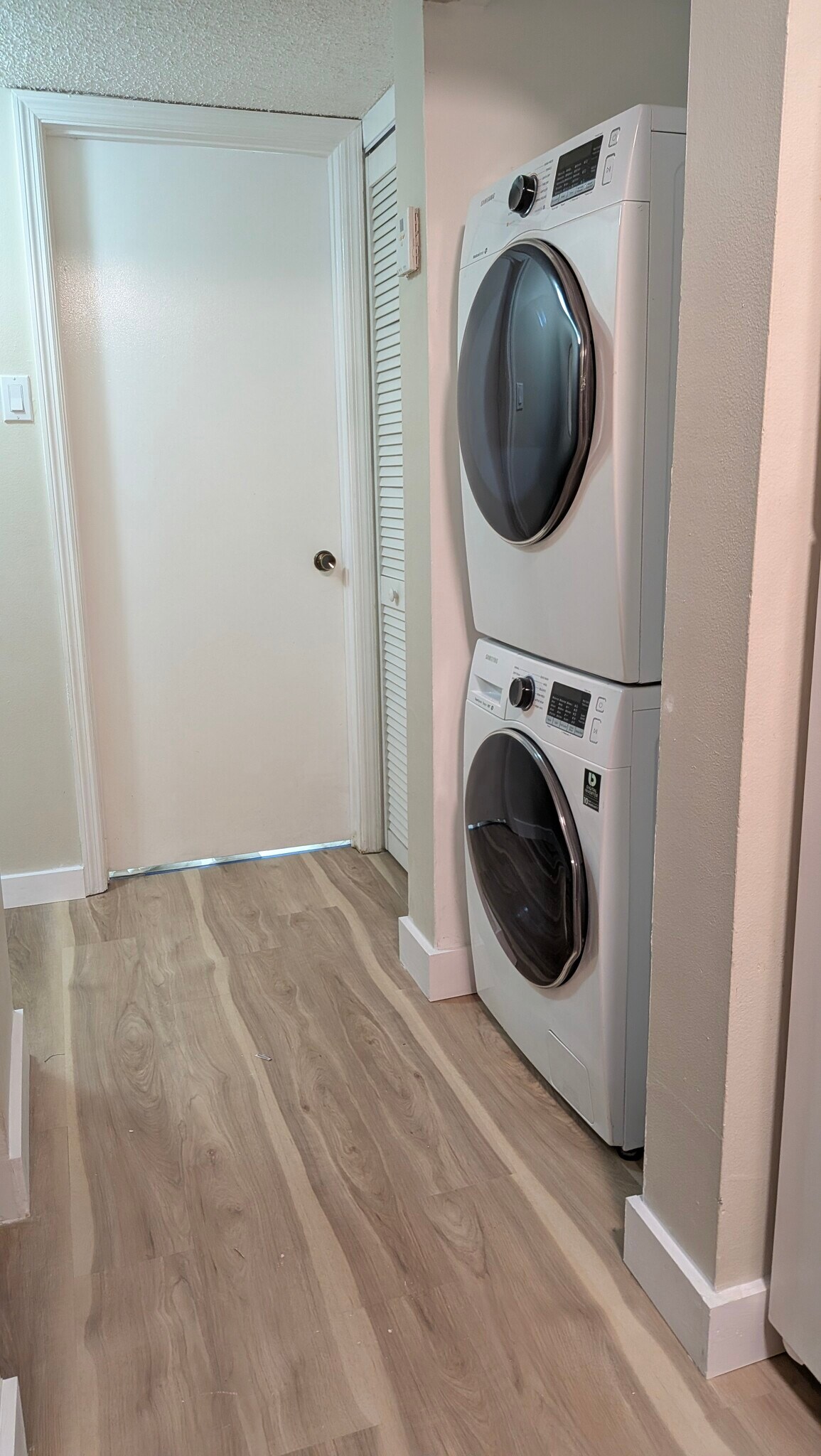 Washer & Dryer - 10450 SW 157th Ct