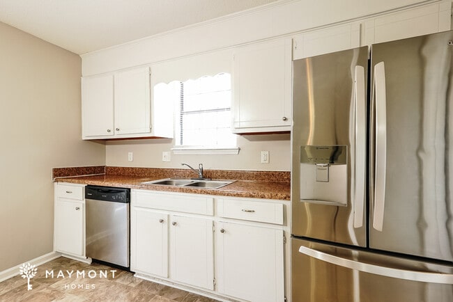 Building Photo - Spacious 3BR Brick Home in Hephzibah, GA