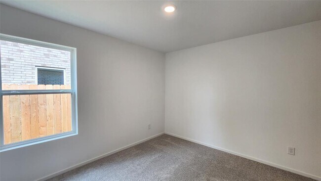 Building Photo - 29018 Rustic Windmill Wy