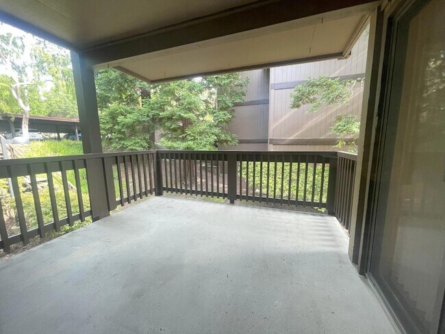Building Photo - 3316 Brittan Ave