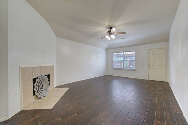 Building Photo - 14027 Coveney Dr