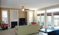 Building Photo - 1201 Belmeade Dr