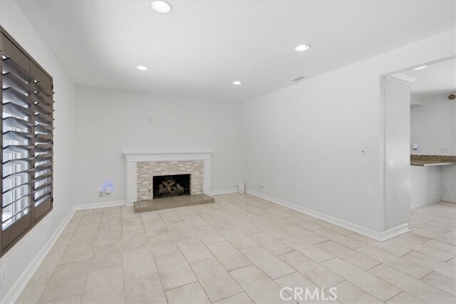 Building Photo - 23161 Tulip St