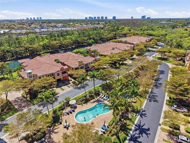 Building Photo - 8601 Piazza Del Lago Cir